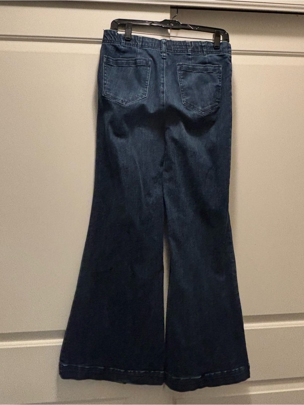 Pilcro by Anthropologie pull on flare jeans, size 30 - Picture 2 of 16